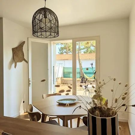 بيت للعطل Charming House By The Sea - 2 Bedrooms - 5 People